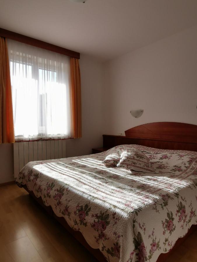 Farm Stay Pri Cepcovih Golac Kültér fotó