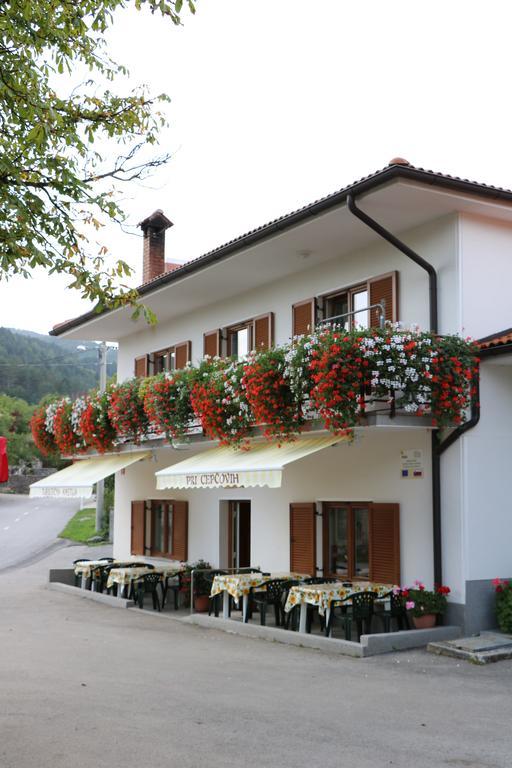 Farm Stay Pri Cepcovih Golac Kültér fotó
